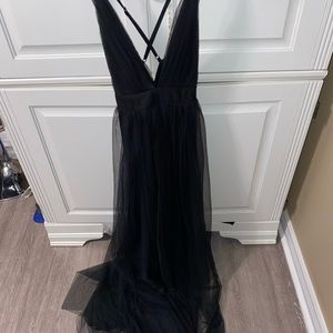 Elegant black maxi dress